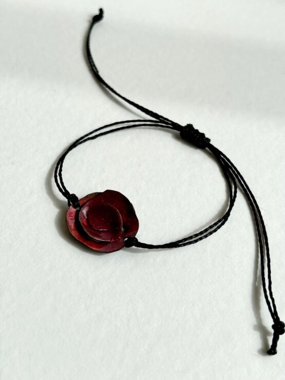 Pulsera artesanal modelo Rosas de sant jordi esmaltadas de Maraljoies